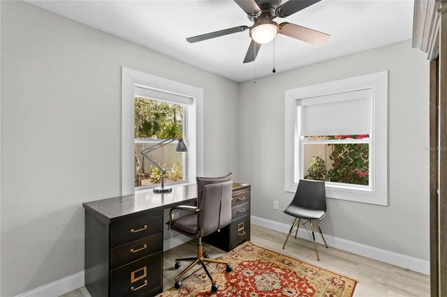 520 LAKE MAGGIORE BOULEVARD S, St Petersburg, FL 33705