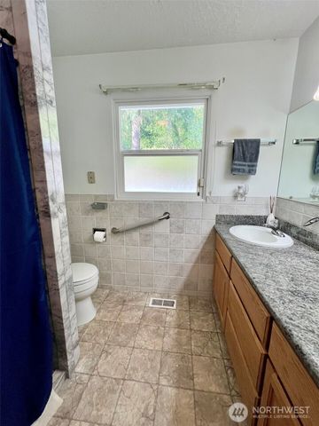 2116 Cascade Way, Longview, WA 98632