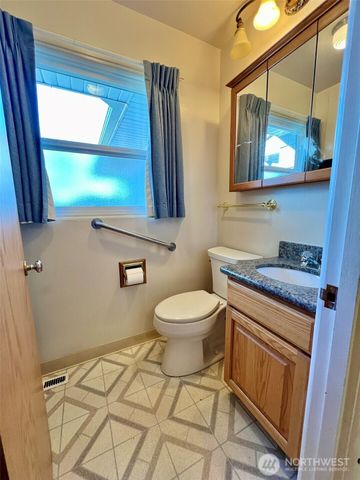 2116 Cascade Way, Longview, WA 98632