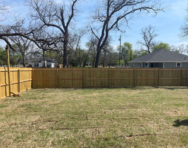 3524 HAMILTON Avenue, Dallas, TX 75210