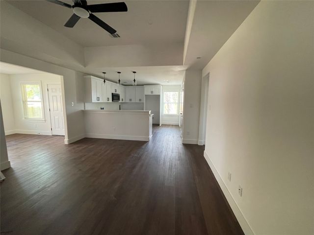 3524 HAMILTON Avenue, Dallas, TX 75210