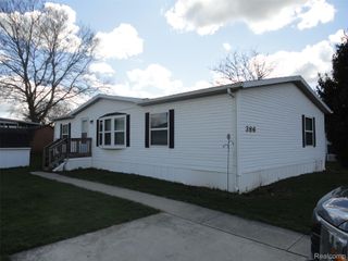 386 Blackwatch Street, Bedford Township, MI 48182