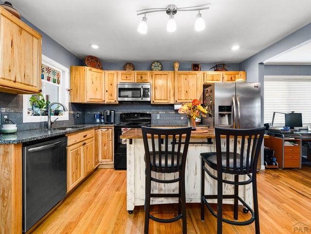 3016 Nuckolls Ave, Pueblo, CO 81004