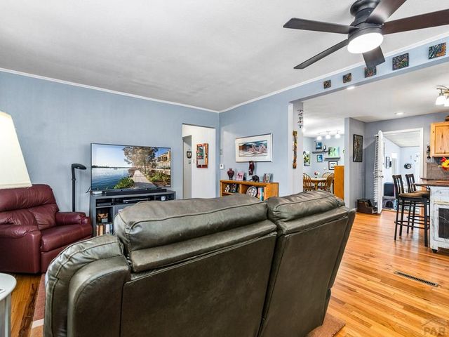 3016 Nuckolls Ave, Pueblo, CO 81004