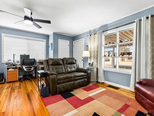 3016 Nuckolls Ave, Pueblo, CO 81004