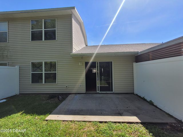 1018 Grand Hickory Circle, Holly Hill, FL 32117