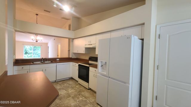 1018 Grand Hickory Circle, Holly Hill, FL 32117