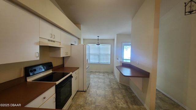 1018 Grand Hickory Circle, Holly Hill, FL 32117