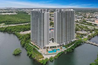 16385 Biscayne Blvd 1219, North Miami Beach, FL 33160