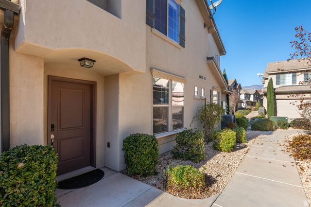 1914 E FIESTA LN, Washington, UT 84780