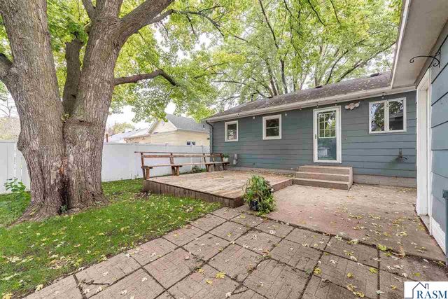 419 McKinley Avenue, North Mankato, MN 56003
