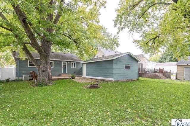 419 McKinley Avenue, North Mankato, MN 56003