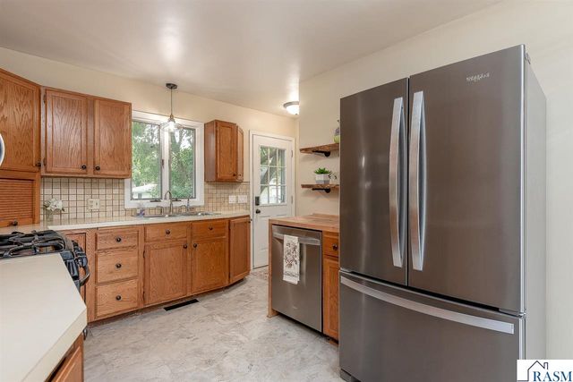 419 McKinley Avenue, North Mankato, MN 56003