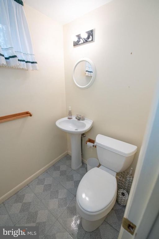 247 LEONA AVE, Huntingdon Valley, PA 19006