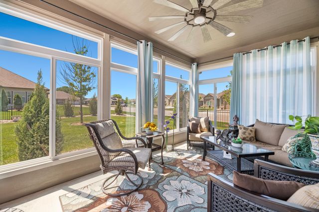 3632 N Lakeway Ct, Wichita, KS 67205