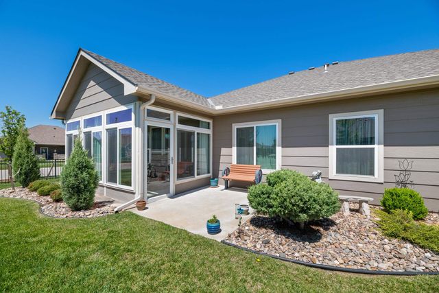 3632 N Lakeway Ct, Wichita, KS 67205