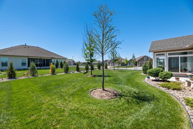 3632 N Lakeway Ct, Wichita, KS 67205