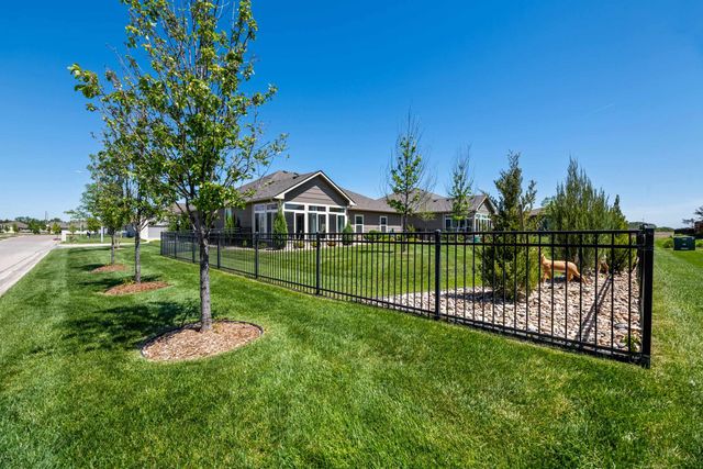 3632 N Lakeway Ct, Wichita, KS 67205