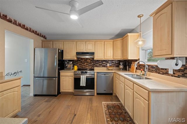 104 Forest Hills Drive, Eureka, MO 63025