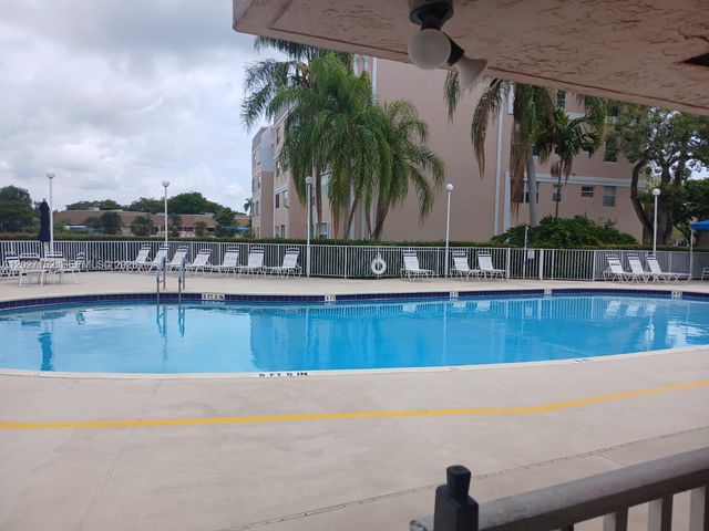 2603 NW 103rd Avenue 110, Sunrise, FL 33322