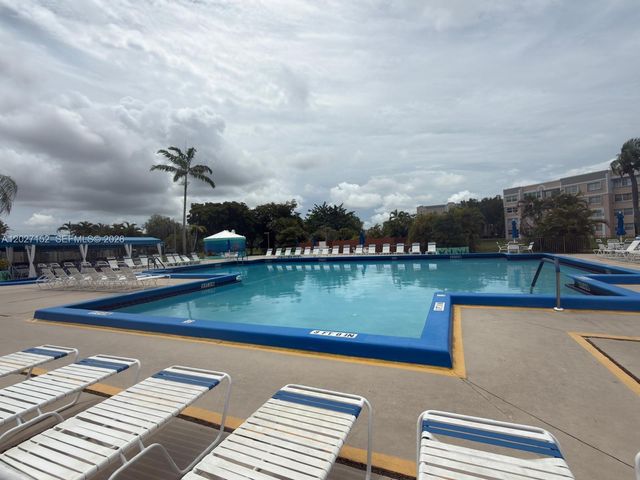 2603 NW 103rd Avenue 110, Sunrise, FL 33322