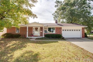 2401 Crislisa Drive, Alton, IL 62002