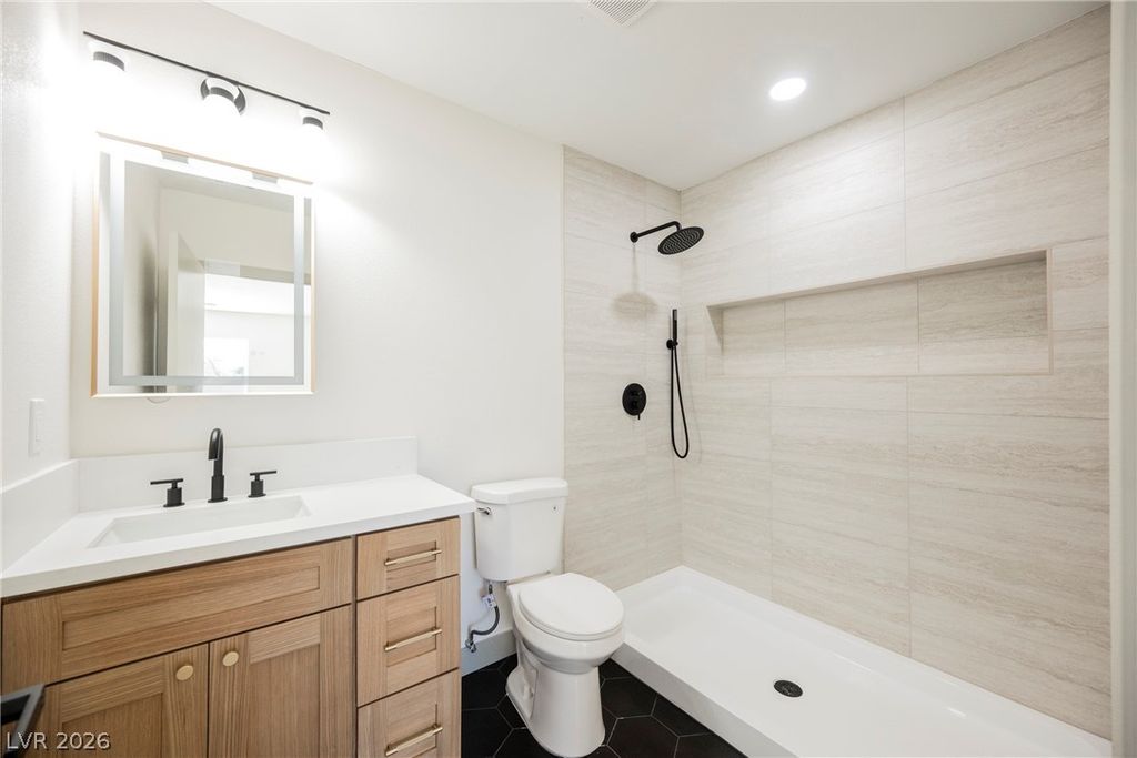 412 Gilday Avenue, North Las Vegas, NV 89030 — photo 2