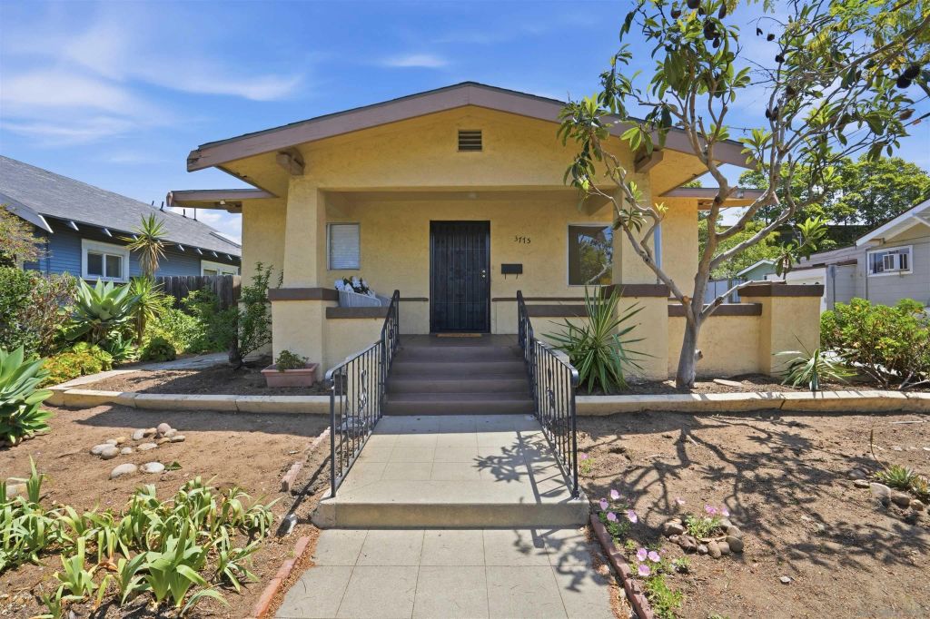 3775 GOLDFINCH STREET, San Diego, CA 92103