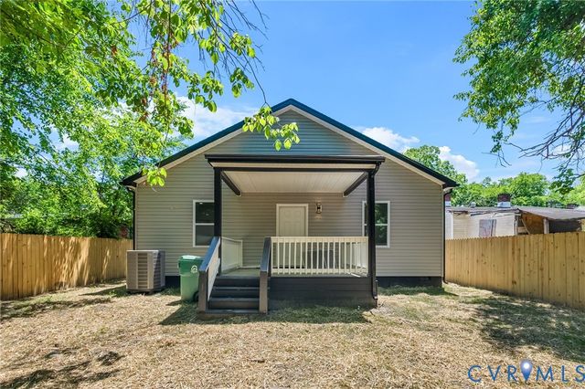 1149 Hinton St, Petersburg, VA 23803