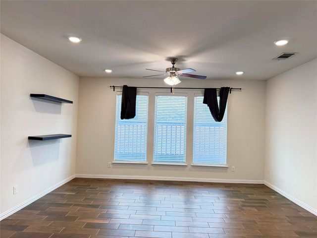 2056 Barx Drive, Little Elm, TX 75068