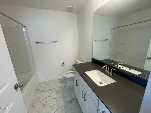 513 Dorset Stream Drive, Fuquay Varina, NC 27526