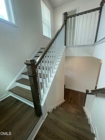 513 Dorset Stream Drive, Fuquay Varina, NC 27526