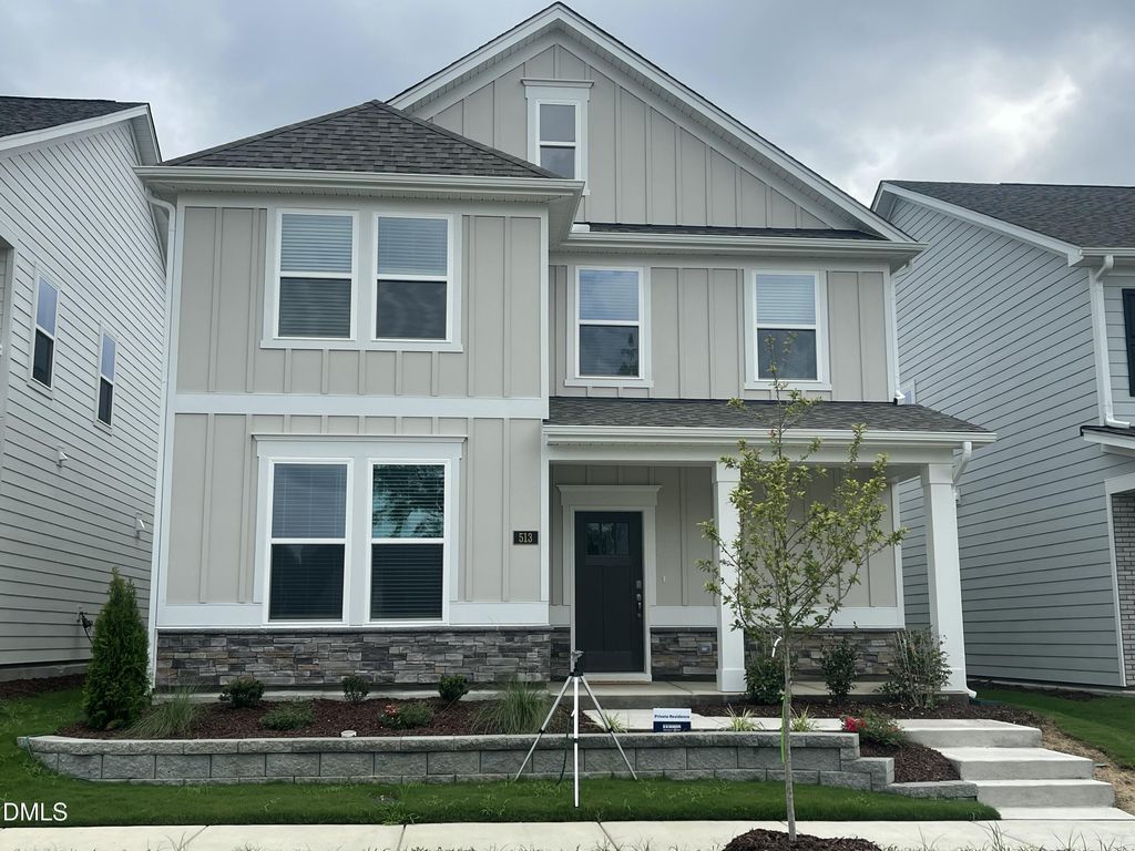 513 Dorset Stream Drive, Fuquay Varina, NC 27526