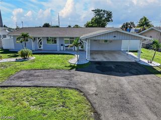 2505 SE 16th PL 1 & 2, Cape Coral, FL 33904