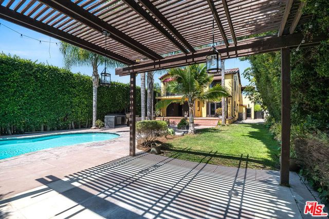 1308 S Stanley Avenue, Los Angeles, CA 90019