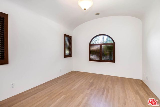 1308 S Stanley Avenue, Los Angeles, CA 90019