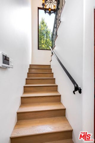 1308 S Stanley Avenue, Los Angeles, CA 90019