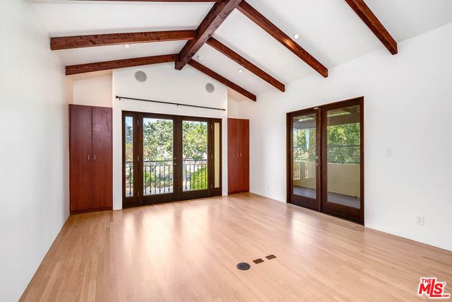 1308 S Stanley Avenue, Los Angeles, CA 90019