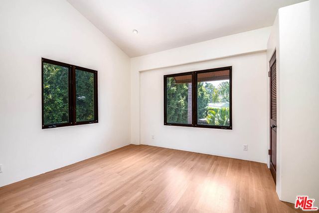 1308 S Stanley Avenue, Los Angeles, CA 90019