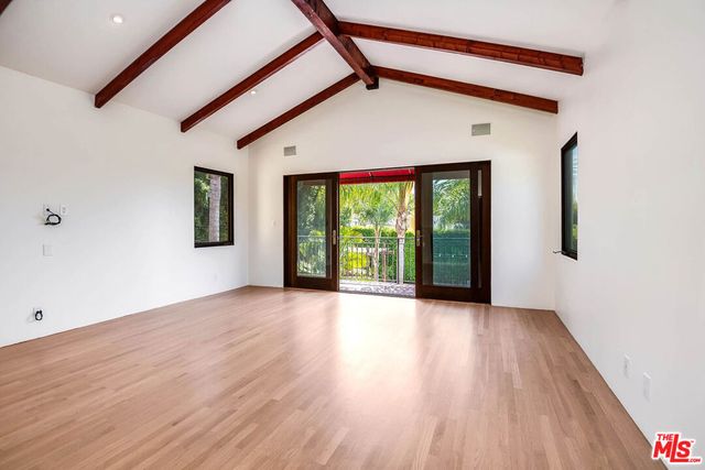 1308 S Stanley Avenue, Los Angeles, CA 90019
