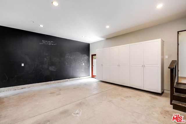 1308 S Stanley Avenue, Los Angeles, CA 90019
