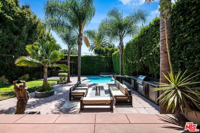 1308 S Stanley Avenue, Los Angeles, CA 90019