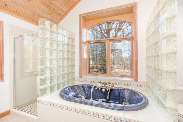 2074 W Olson Road, Sanford, MI 48657