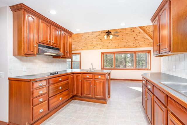 2074 W Olson Road, Sanford, MI 48657