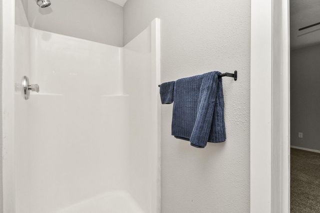 1850 N Robberson Avenue, Springfield, MO 65803