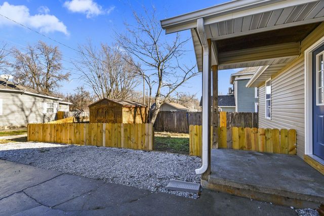 1850 N Robberson Avenue, Springfield, MO 65803