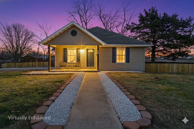 1850 N Robberson Avenue, Springfield, MO 65803