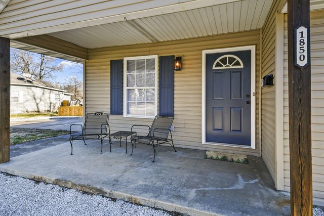 1850 N Robberson Avenue, Springfield, MO 65803