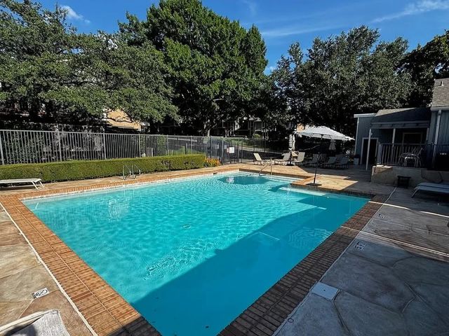 7615 Woodthrush Drive 15, Dallas, TX 75230