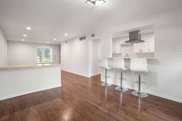 7615 Woodthrush Drive 15, Dallas, TX 75230